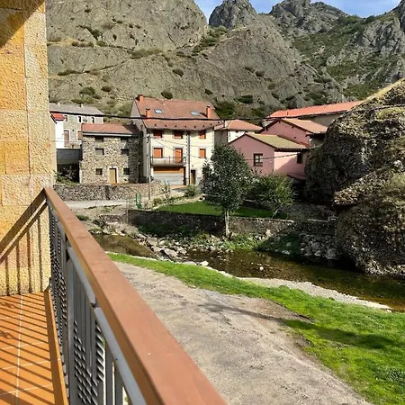 Moradas Portilla Apartment
