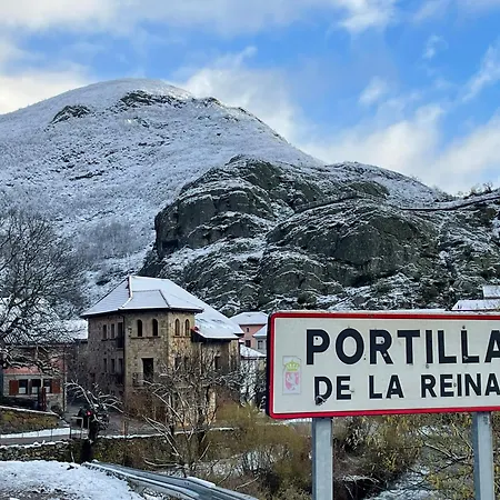 Moradas Portilla Apartment